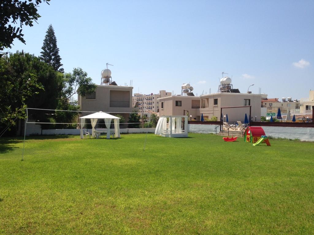 Constantaras Apartments بروتاراس المظهر الخارجي الصورة