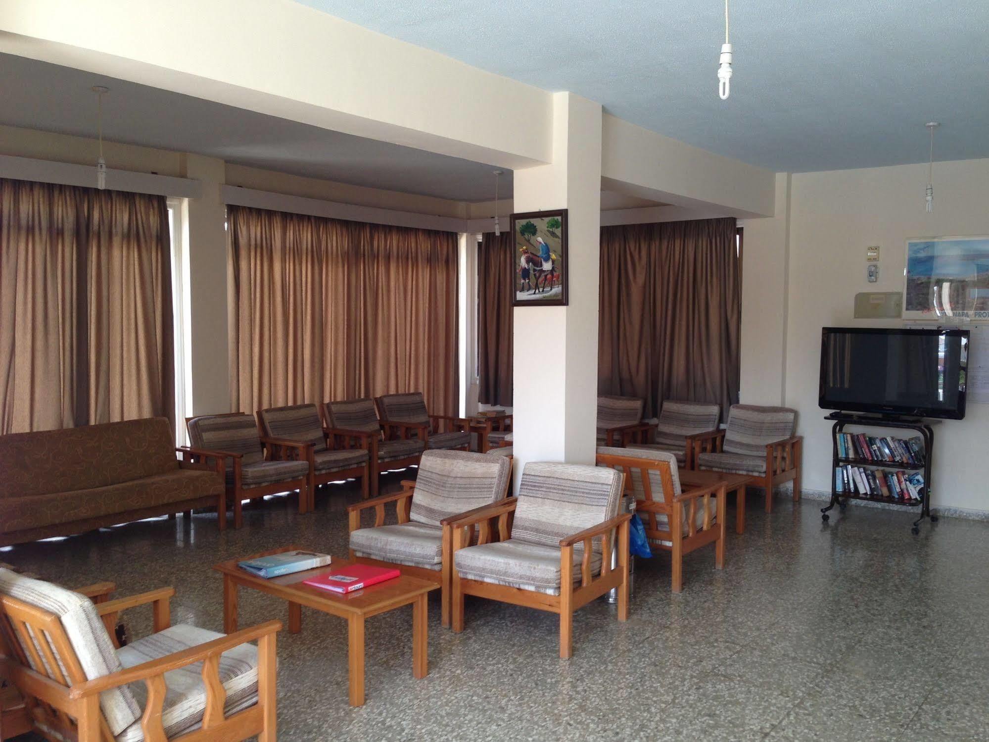 Constantaras Apartments بروتاراس المظهر الخارجي الصورة
